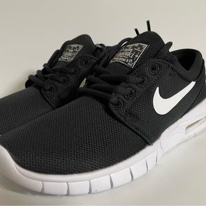 Nike Stefan Janoski Skateboard Shoes 905217 Black Youth Boys Size 5y